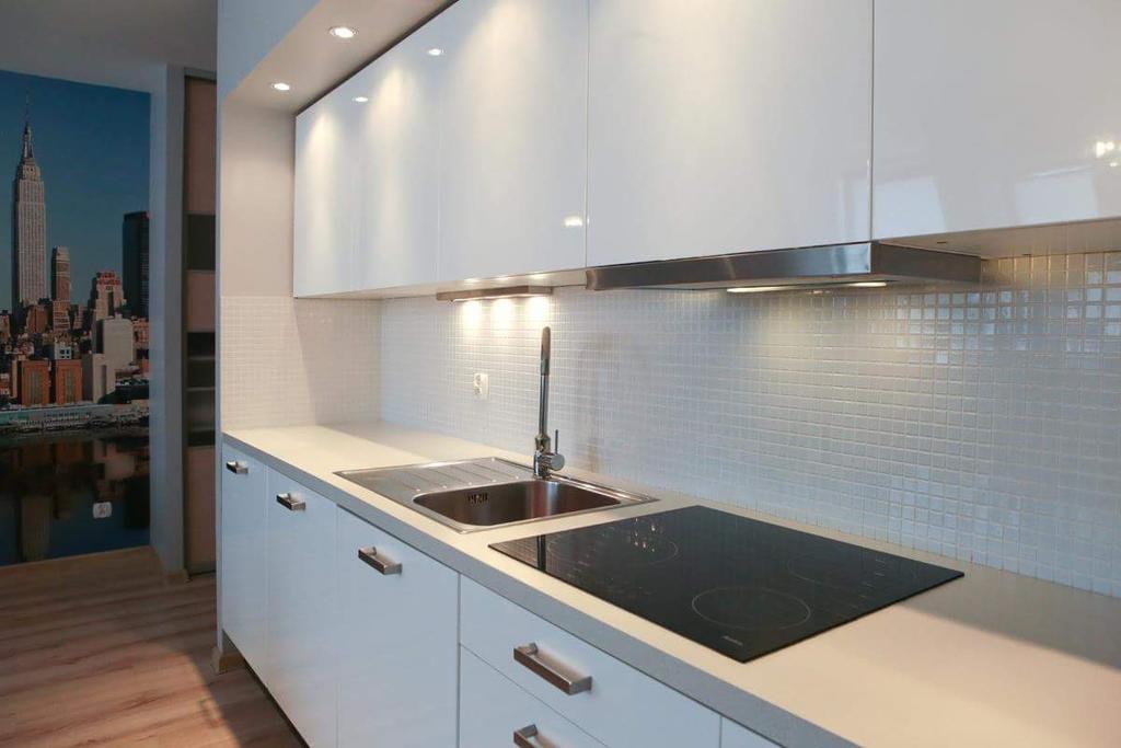Studio di 35 m² in Appartamento con 1 bagno privato in zona Poznan Centro Esterno foto