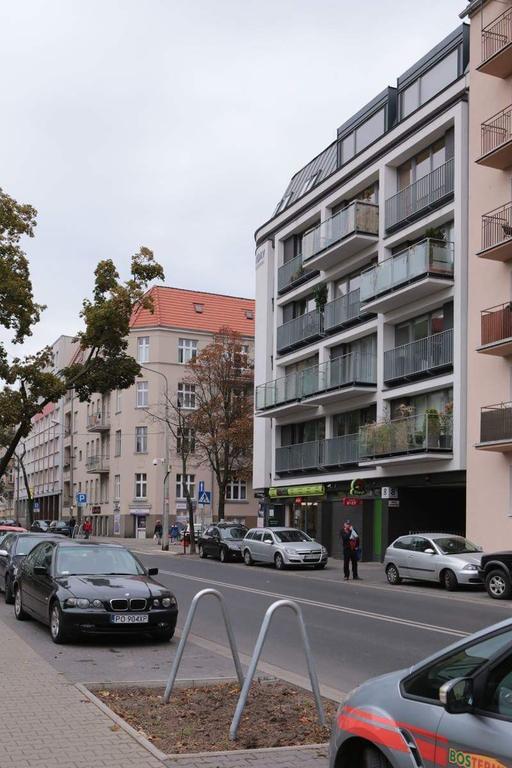Studio di 35 m² in Appartamento con 1 bagno privato in zona Poznan Centro Esterno foto