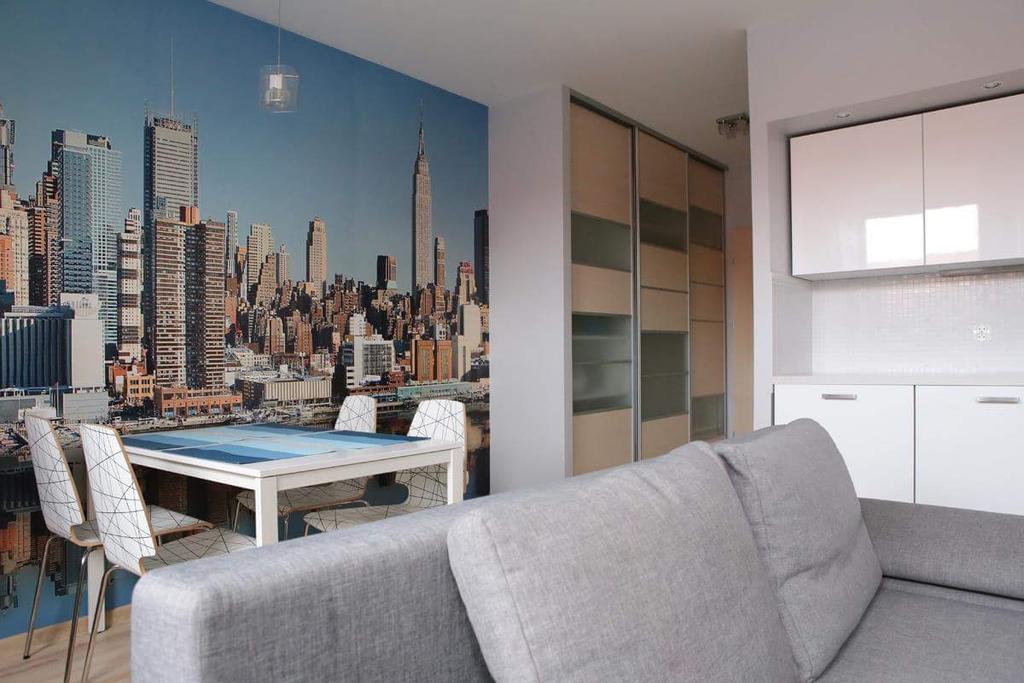 Studio di 35 m² in Appartamento con 1 bagno privato in zona Poznan Centro Esterno foto