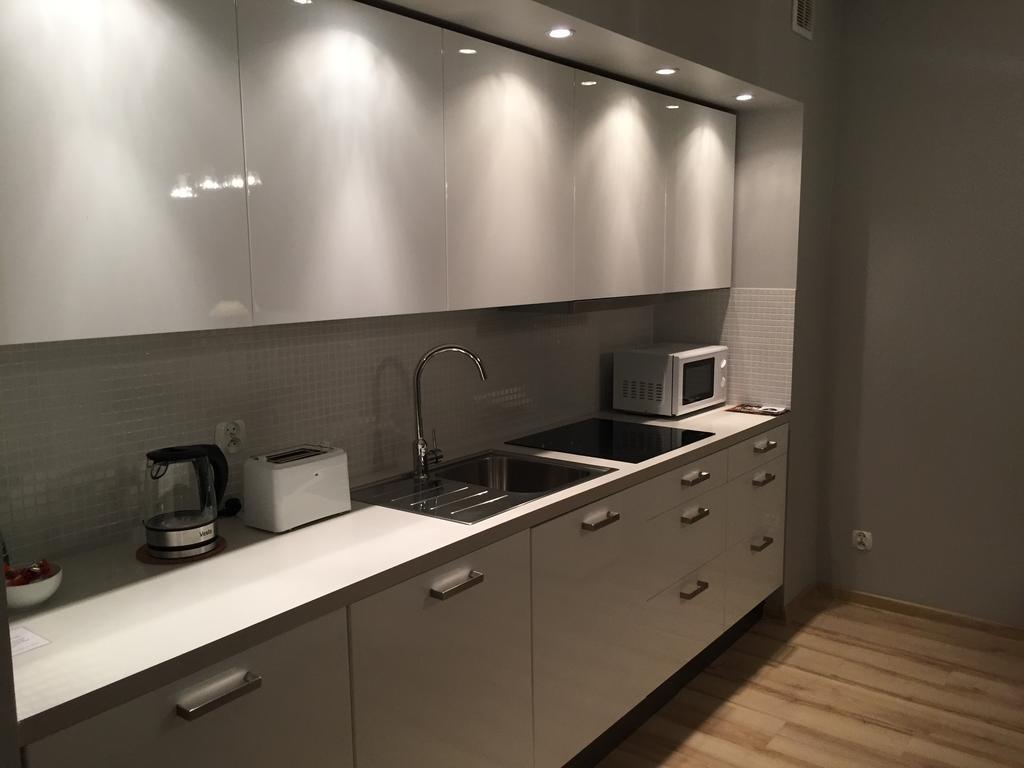Studio di 35 m² in Appartamento con 1 bagno privato in zona Poznan Centro Esterno foto