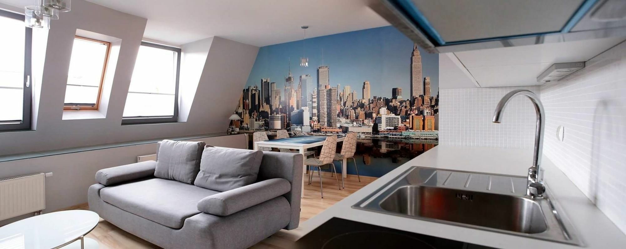 Studio di 35 m² in Appartamento con 1 bagno privato in zona Poznan Centro Esterno foto